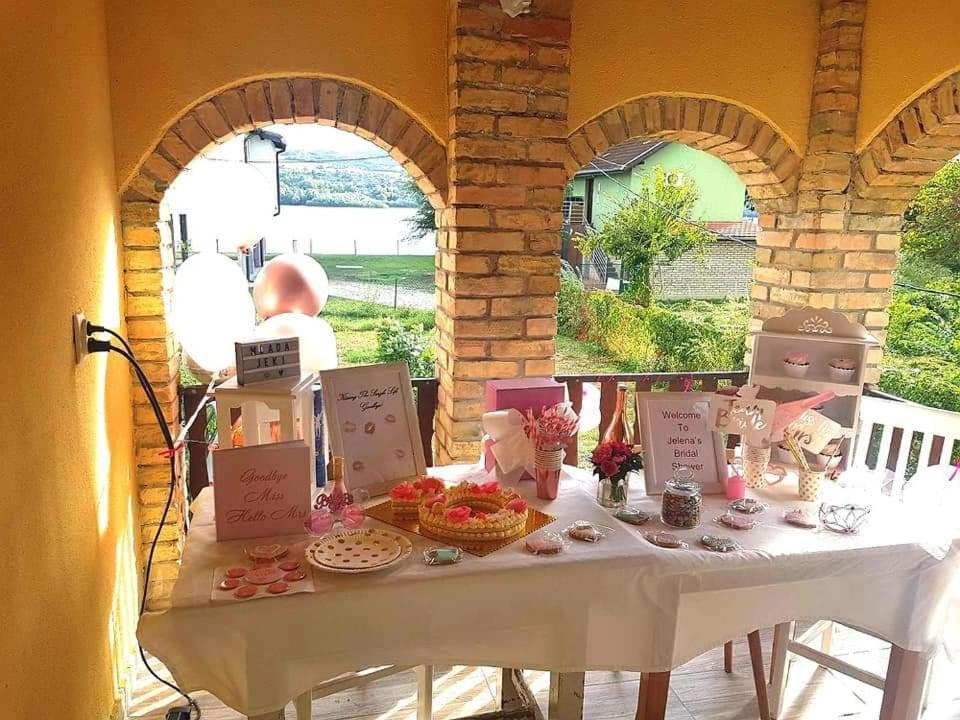 Danube Fairy Villa Futog Exterior foto