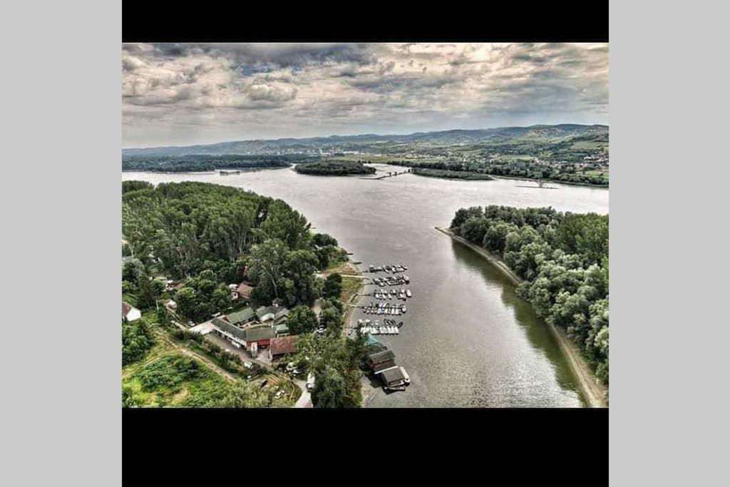 Danube Fairy Villa Futog Exterior foto